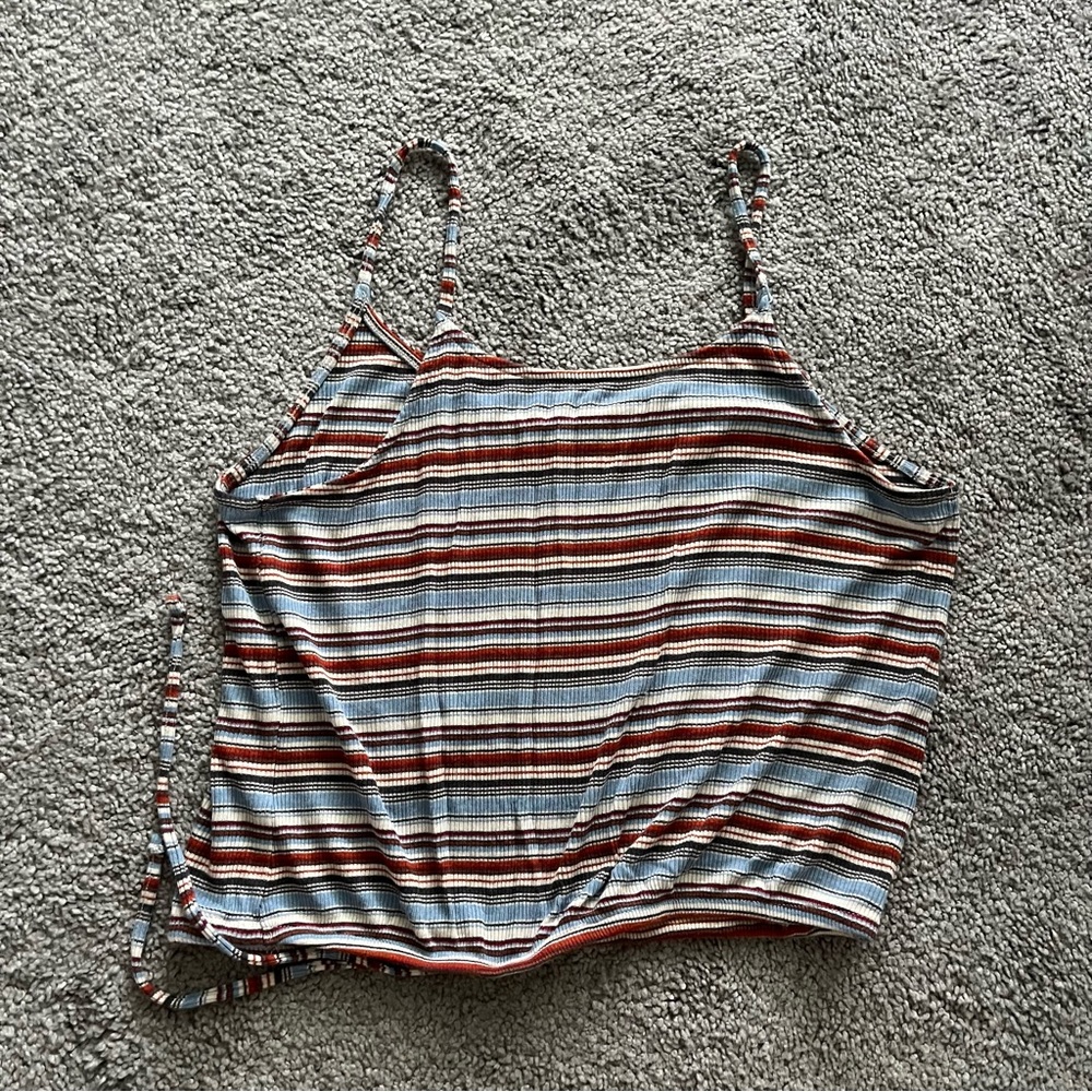 AE Tank Top - Picture 2 of 3